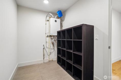 3319 W Elmore Street Seattle WA 98199