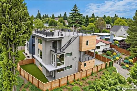 3319 W Elmore Street Seattle WA 98199