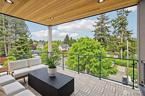3319 W Elmore Street Seattle WA 98199