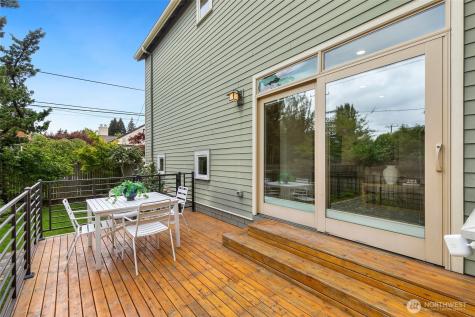 1843 41st Avenue E Seattle WA 98112