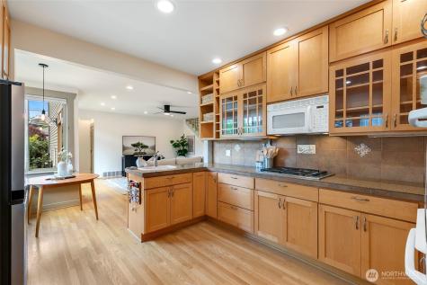 1843 41st Avenue E Seattle WA 98112