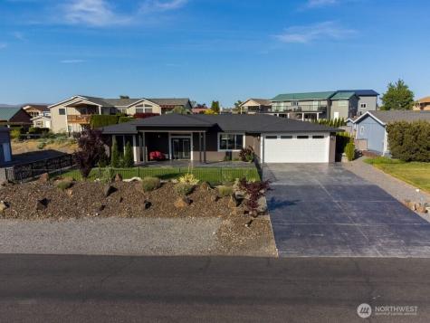 419 Edgewater Way SW Mattawa WA 99349