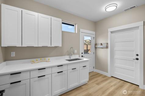 419 Edgewater Way SW Mattawa WA 99349