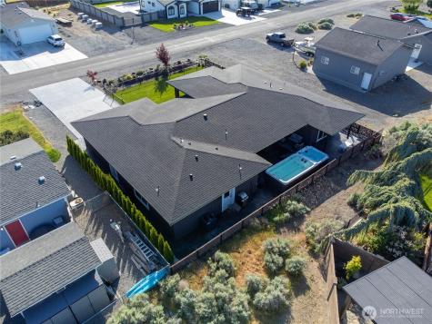 419 Edgewater Way SW Mattawa WA 99349