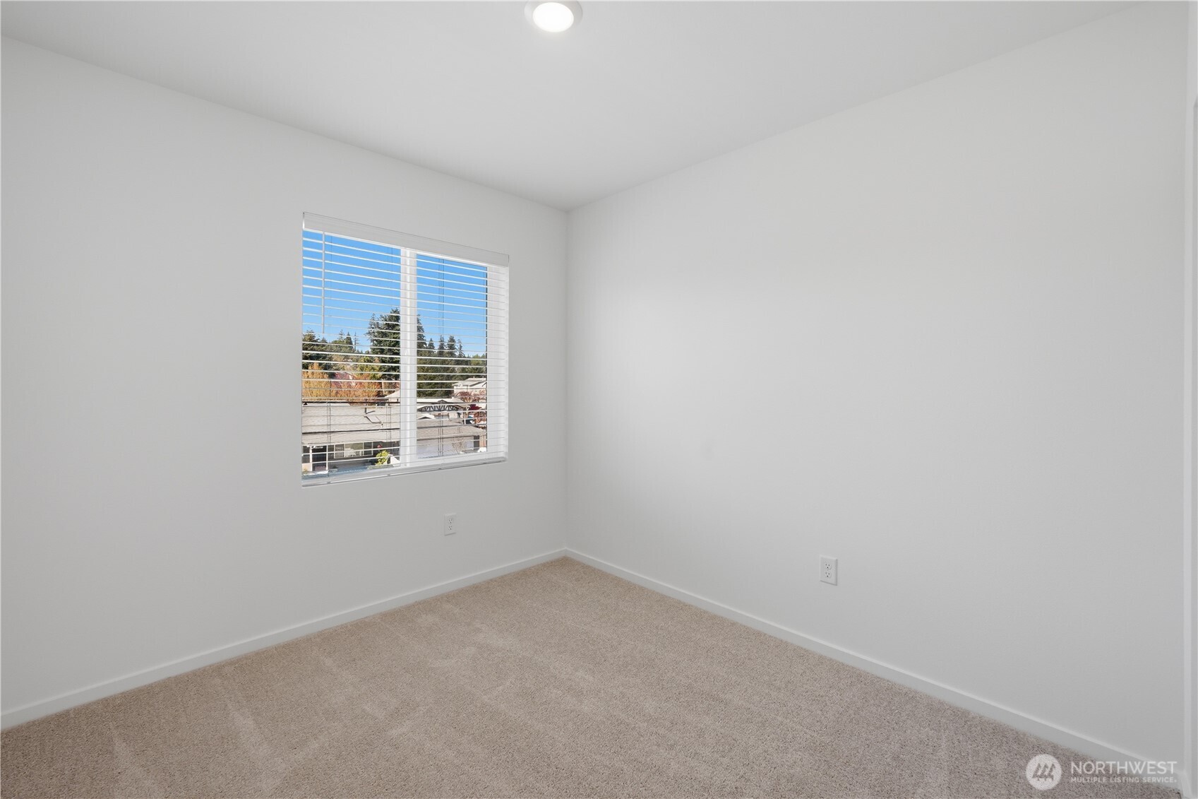 9811 31st Avenue SE Everett WA 98208
