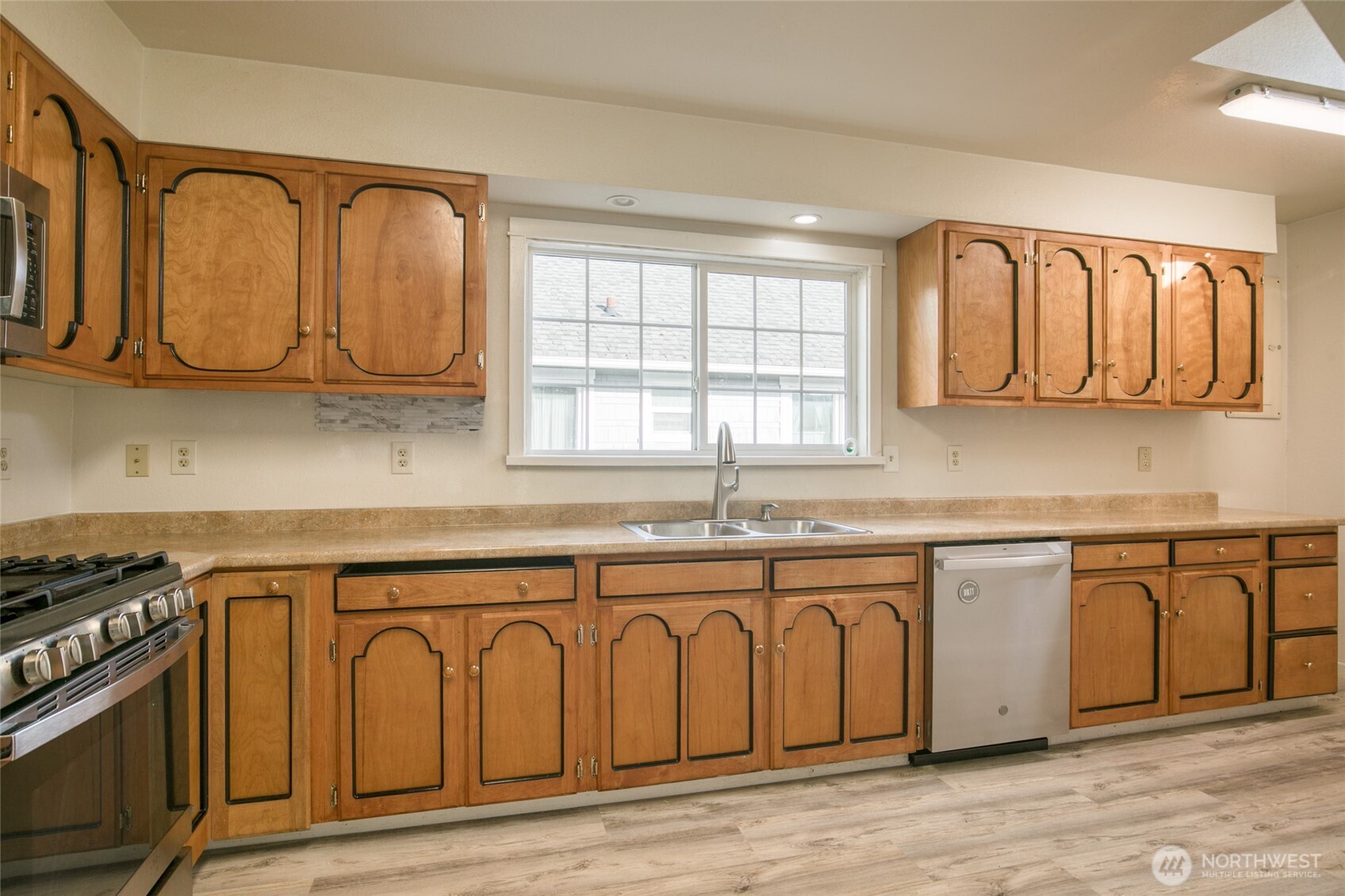 2409 Cherry Street Aberdeen WA 98520