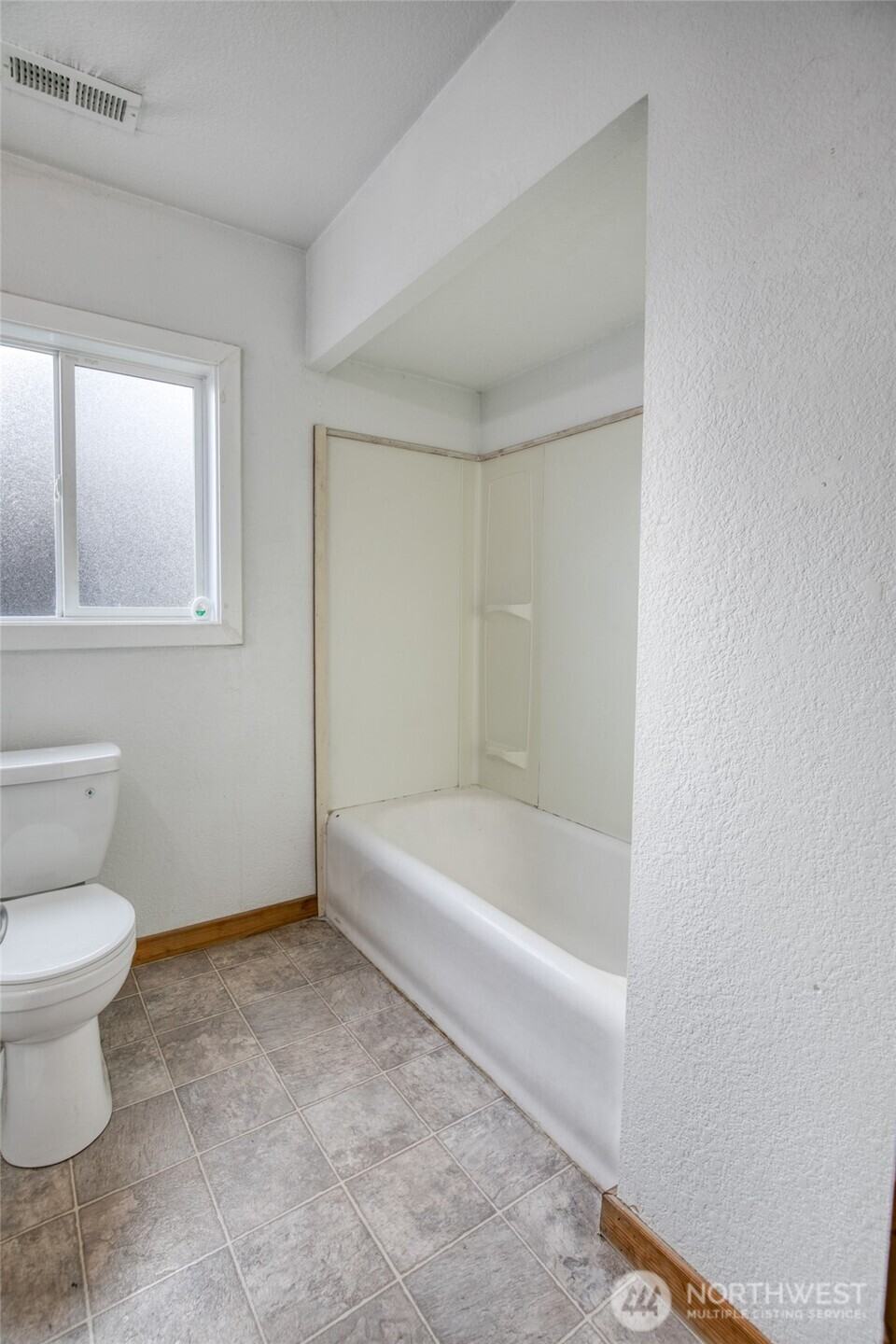 2409 Cherry Street Aberdeen WA 98520