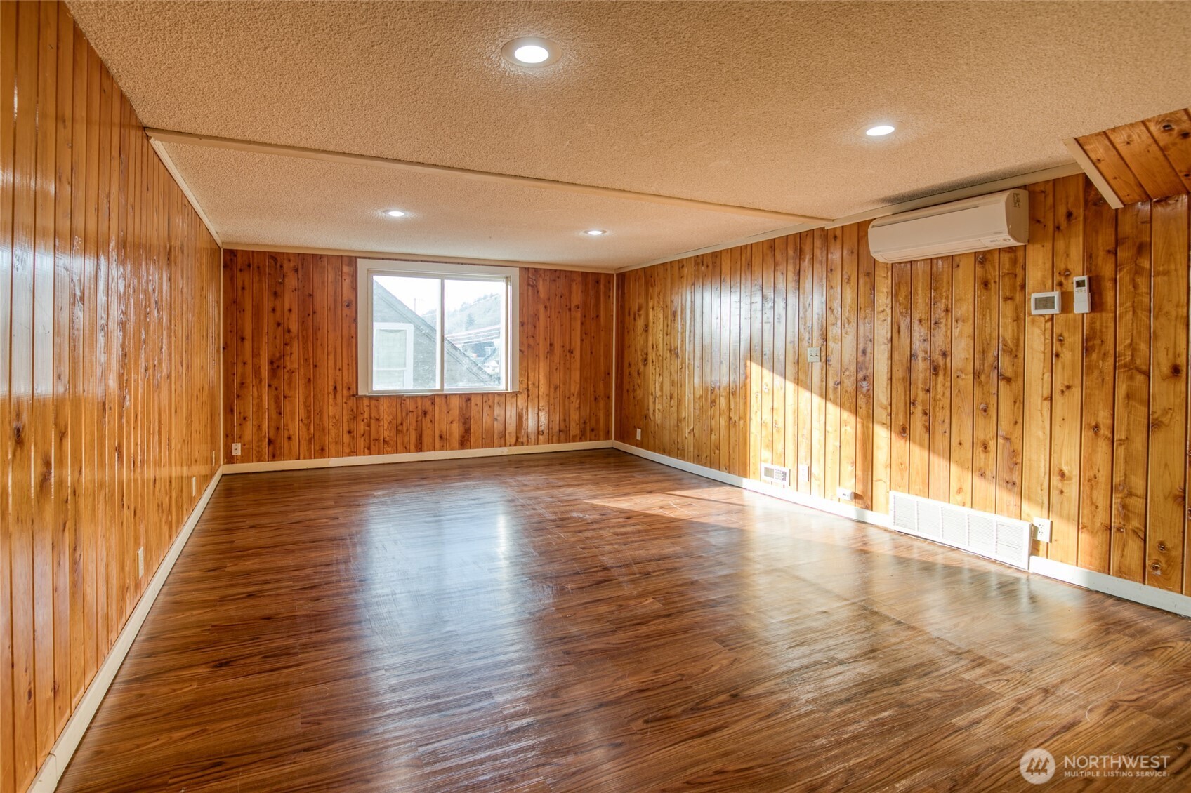 2409 Cherry Street Aberdeen WA 98520