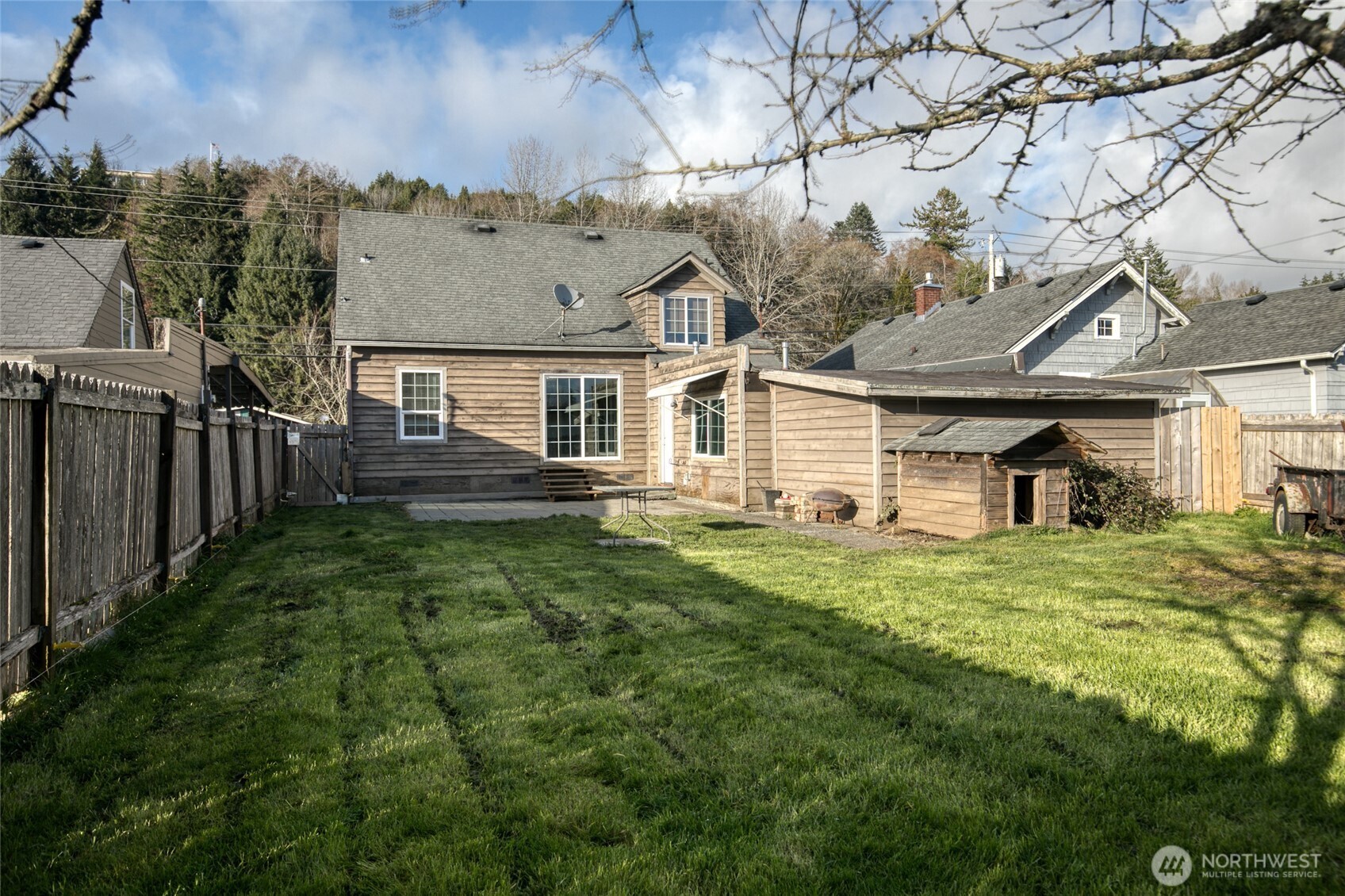 2409 Cherry Street Aberdeen WA 98520