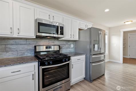 9547 187th Street Court E Puyallup WA 98375