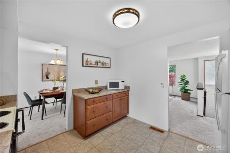 18754 130th Avenue SE Renton WA 98058