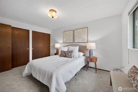 18754 130th Avenue SE Renton WA 98058