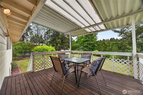 18754 130th Avenue SE Renton WA 98058