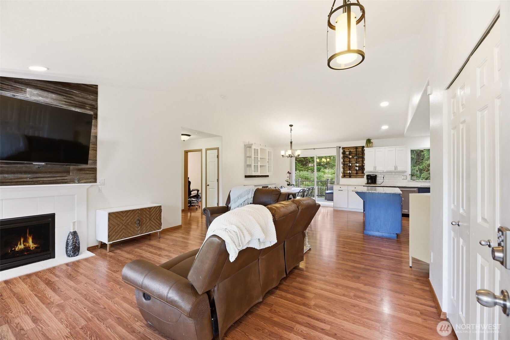 25718 44th Avenue NE Arlington WA 98223