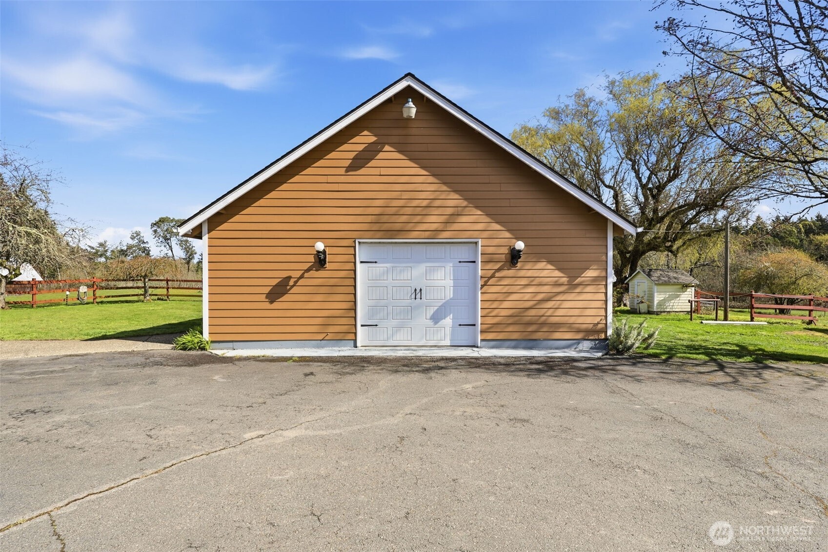 2723 Key Peninsula Highway SW Lakebay WA 98349