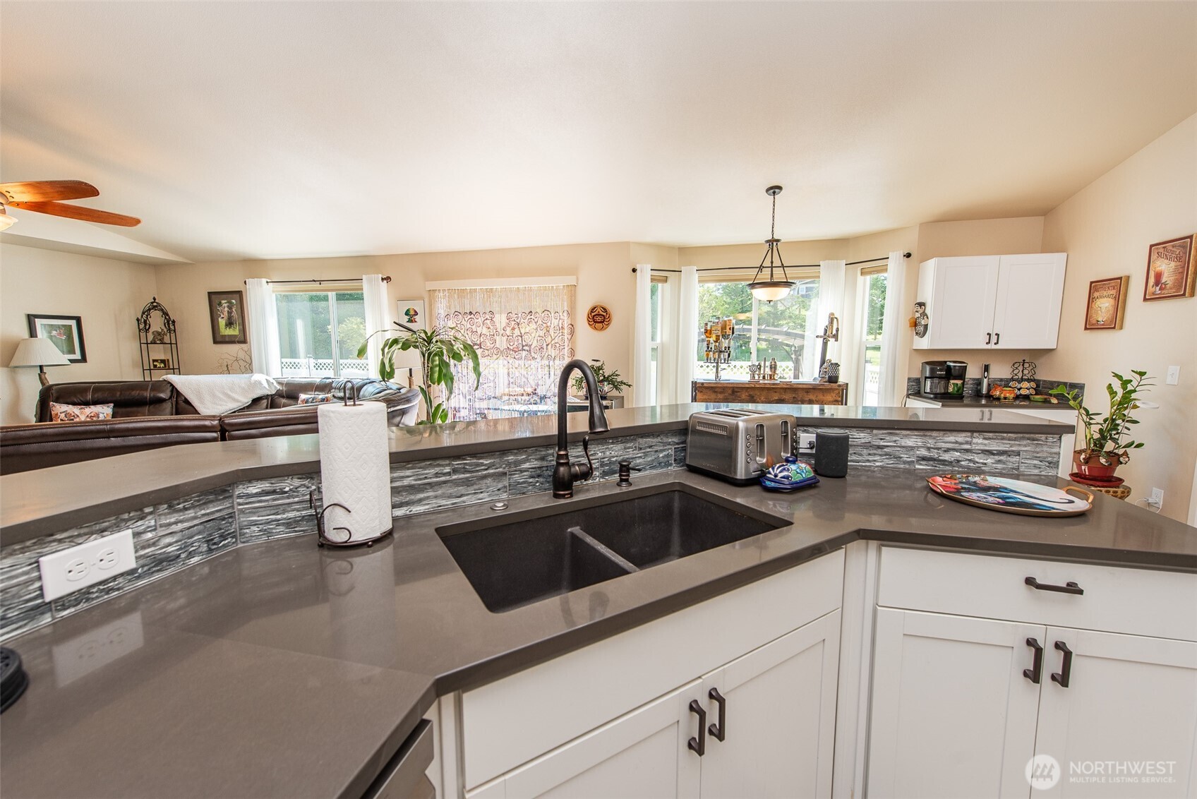 192 Michael Earl Way Sequim WA 98382