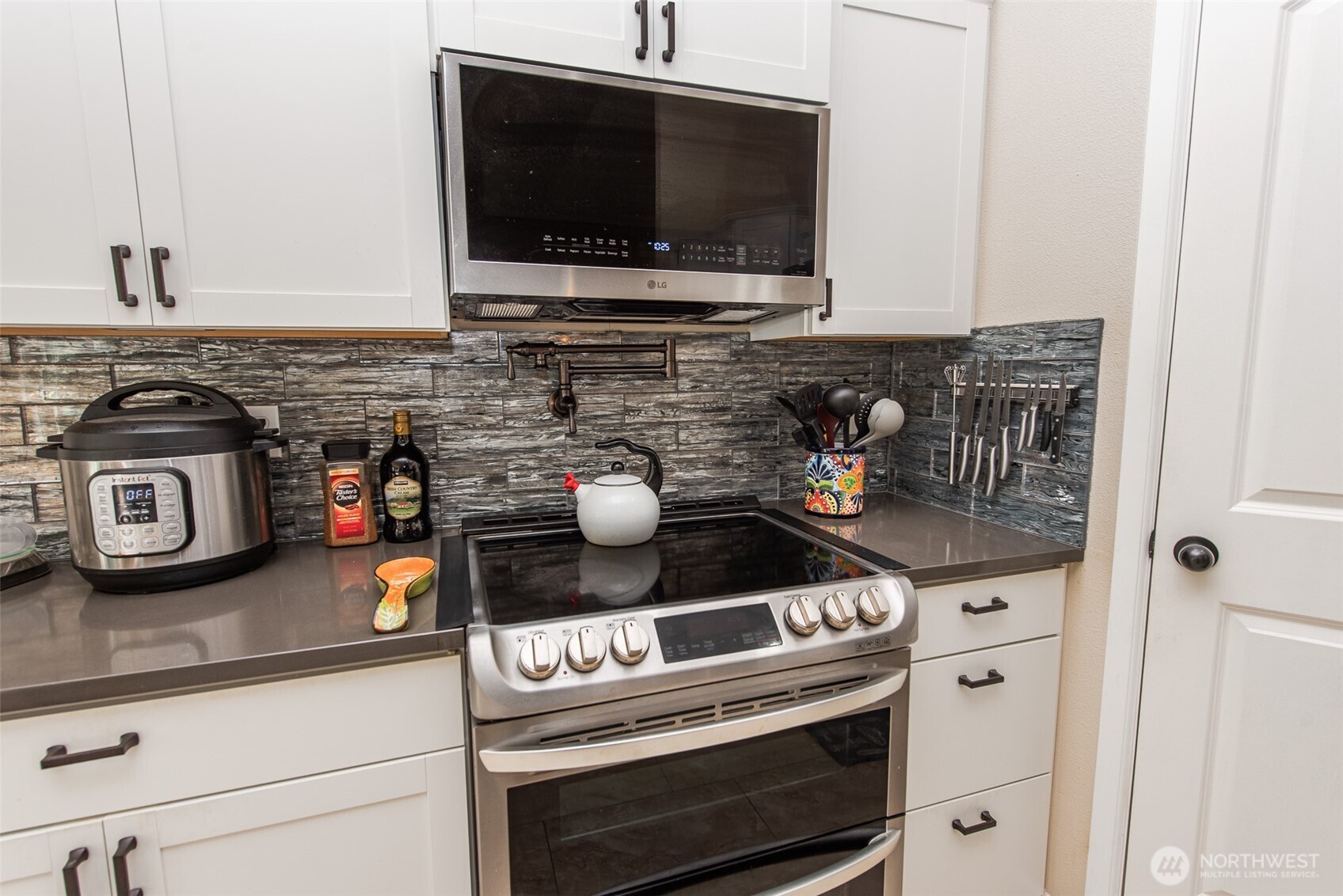 192 Michael Earl Way Sequim WA 98382