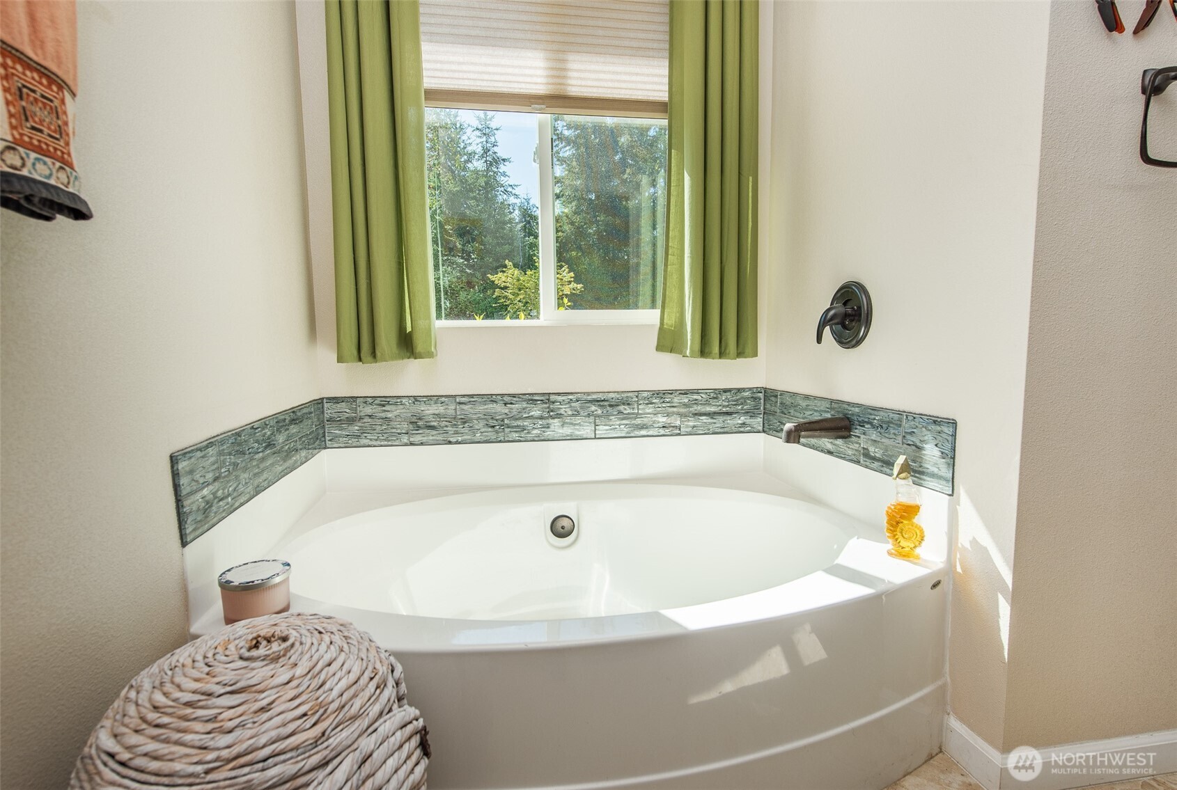 192 Michael Earl Way Sequim WA 98382