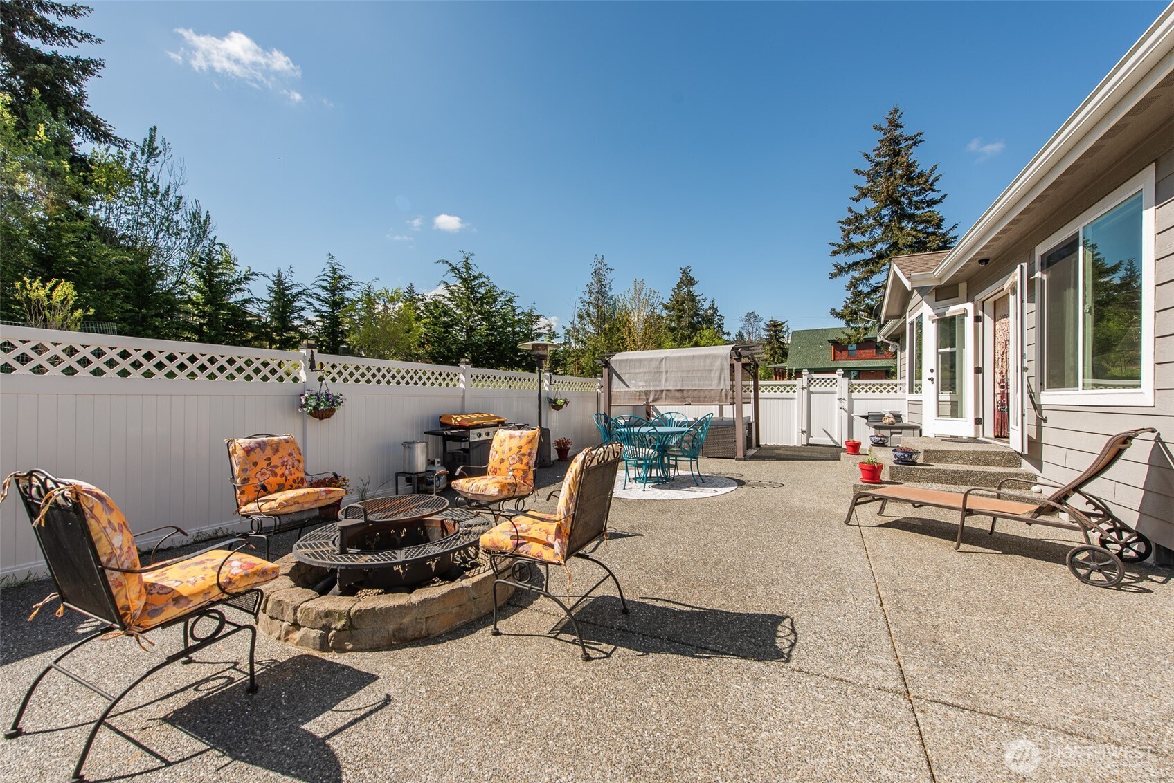 192 Michael Earl Way Sequim WA 98382