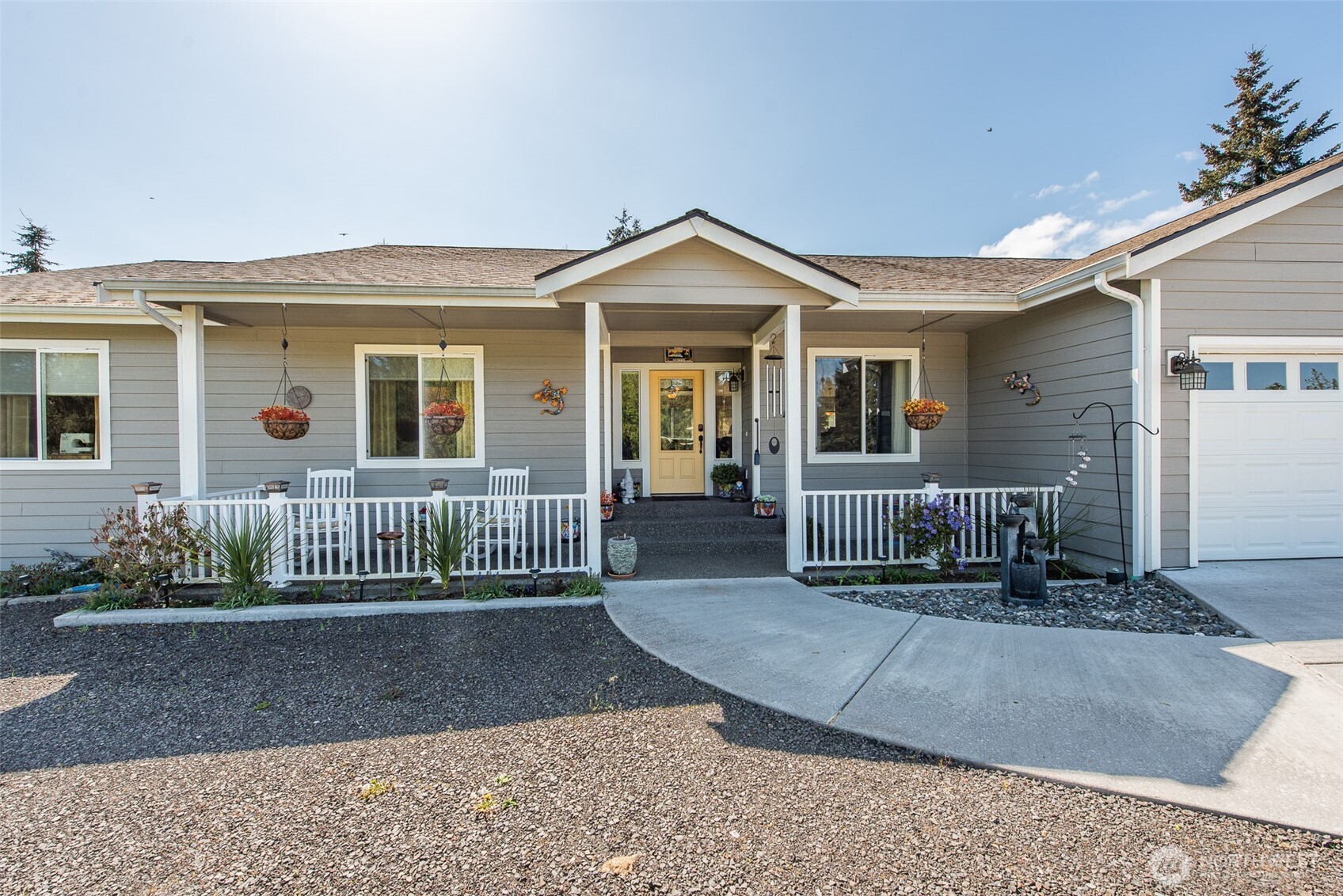 192 Michael Earl Way Sequim WA 98382