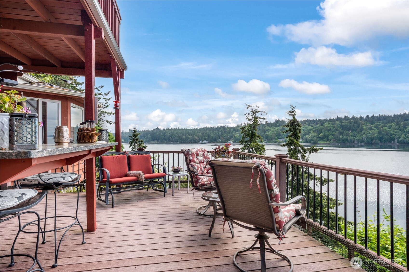 621 E Herron Boulevard NW Lakebay WA 98349