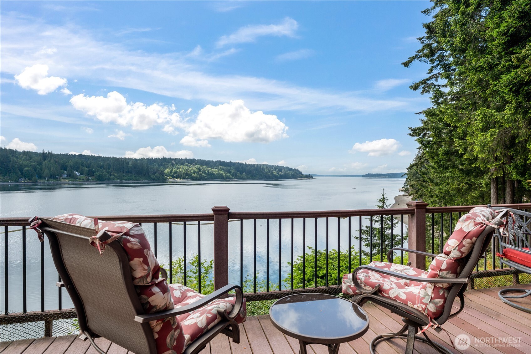 621 E Herron Boulevard NW Lakebay WA 98349