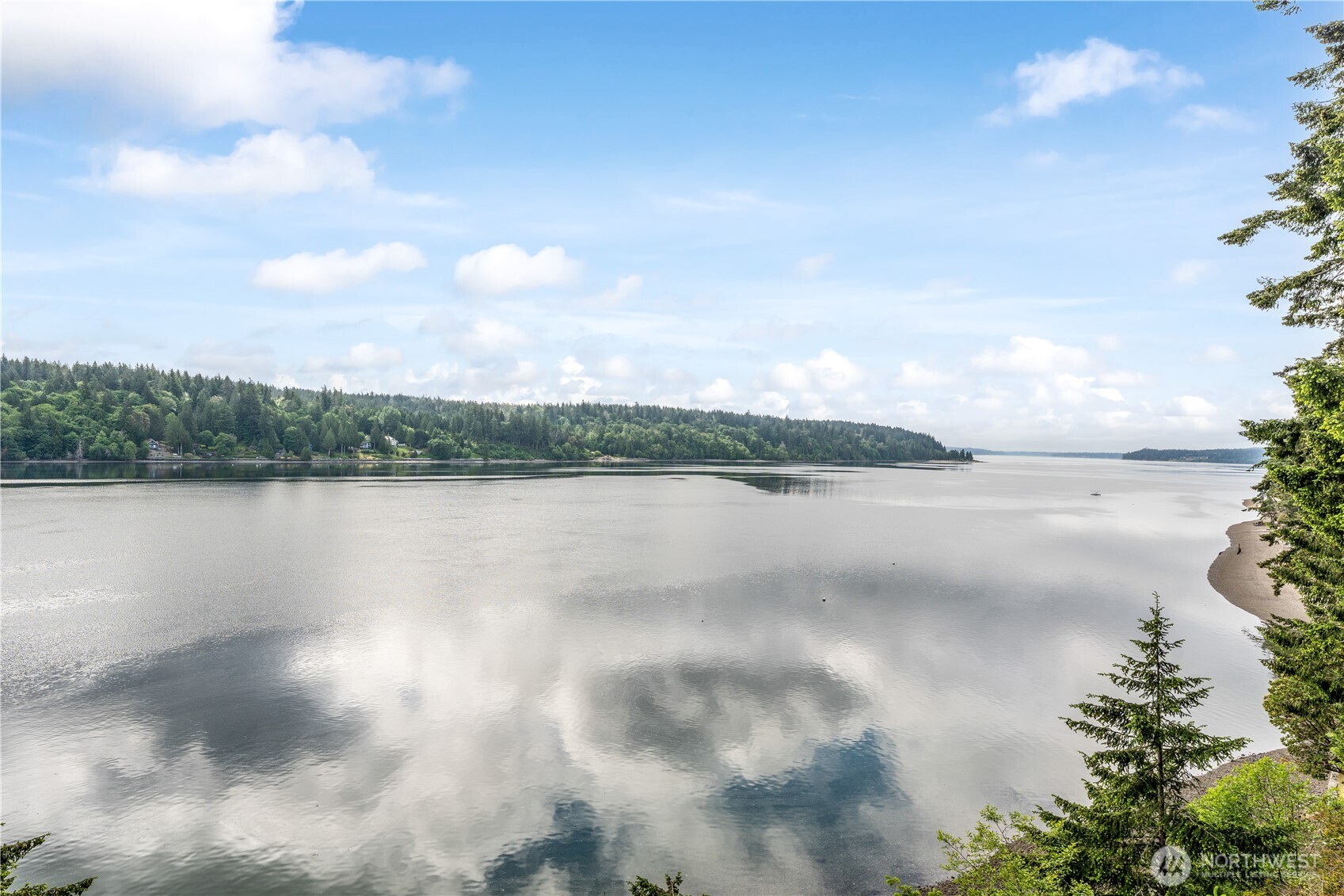621 E Herron Boulevard NW Lakebay WA 98349