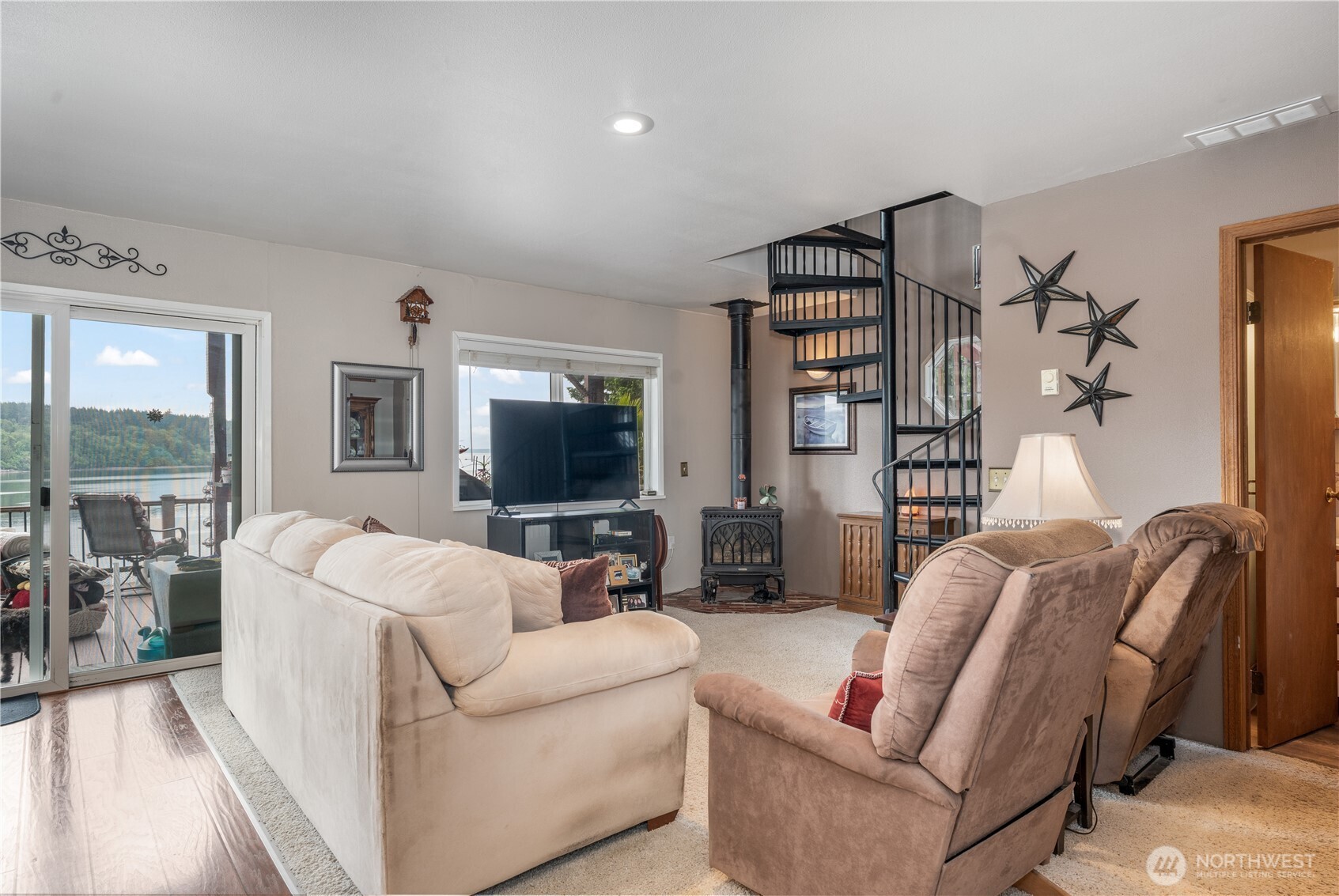 621 E Herron Boulevard NW Lakebay WA 98349
