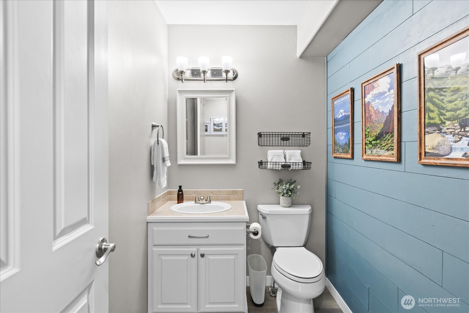 1022 181st Place SW Lynnwood WA 98037