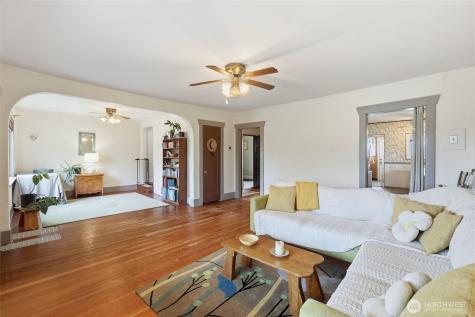 514 S 60th Street Tacoma WA 98408