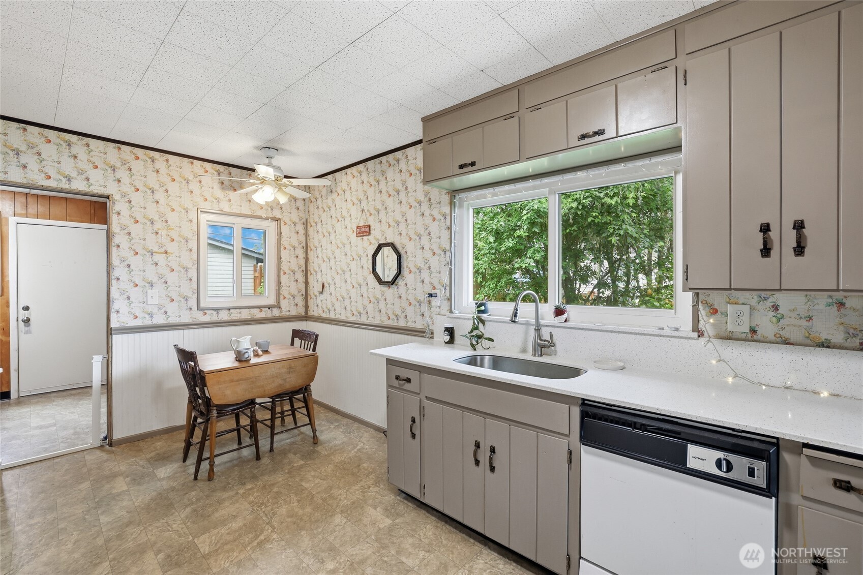 514 S 60th Street Tacoma WA 98408
