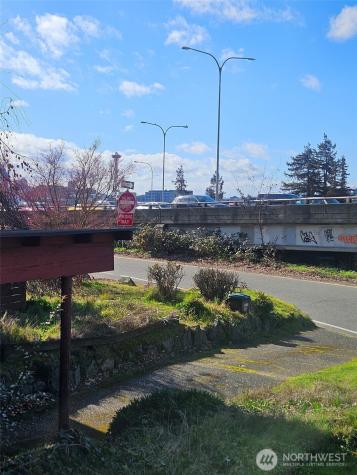 1603 Lakeview Boulevard E Seattle WA 98102