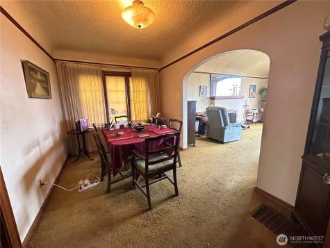 1603 Lakeview Boulevard E Seattle WA 98102