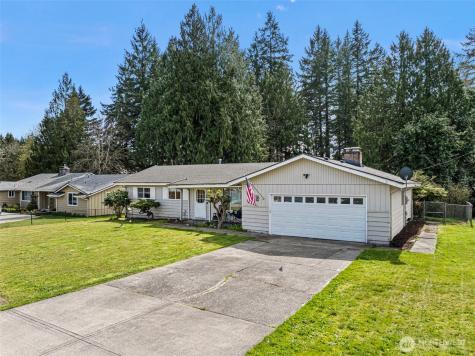 194 May Street W Port Orchard WA 98366