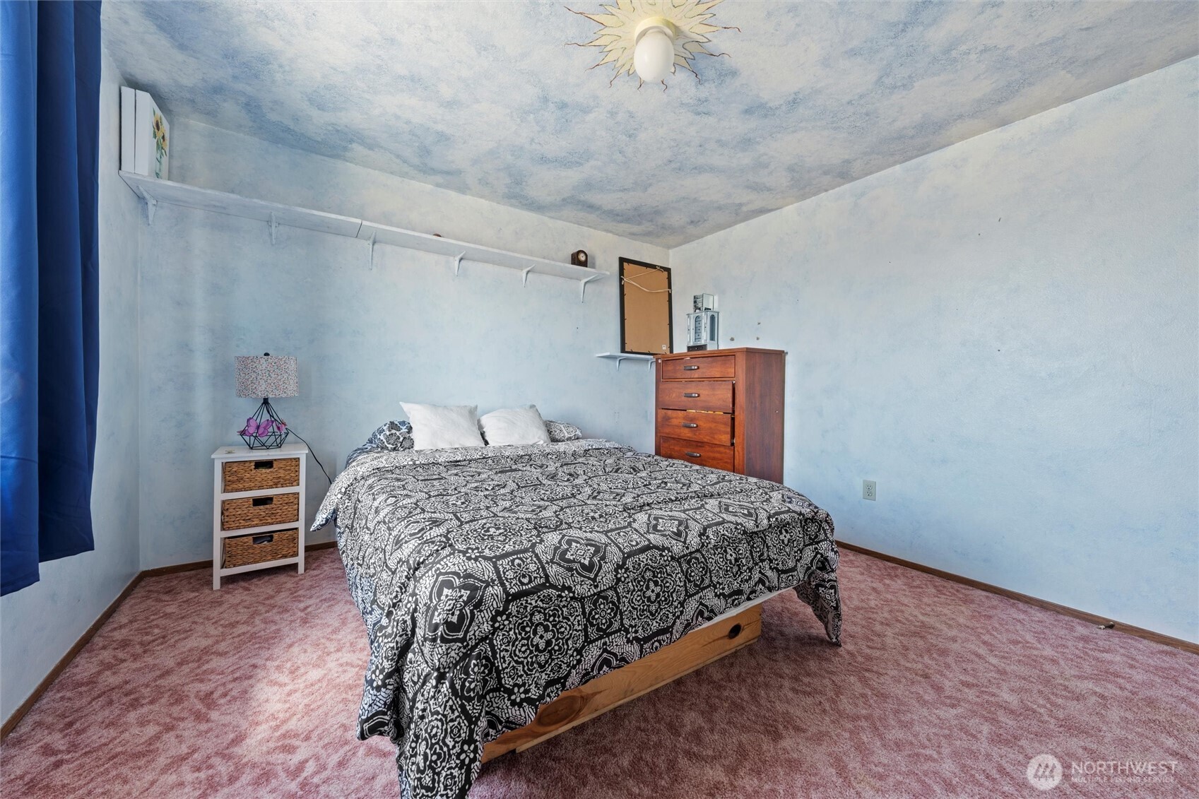 411 N Wahl Lind WA 99341