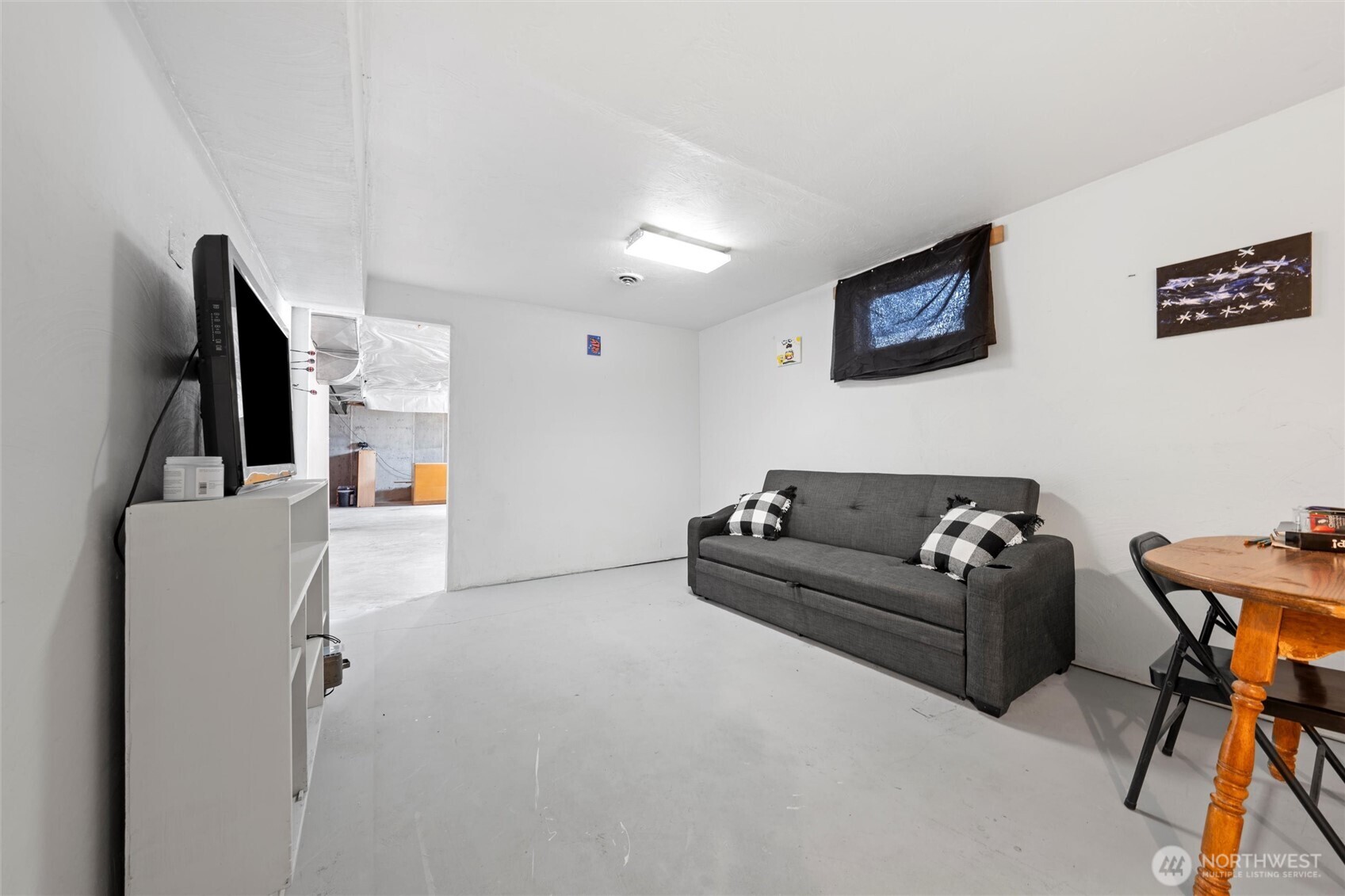411 N Wahl Lind WA 99341