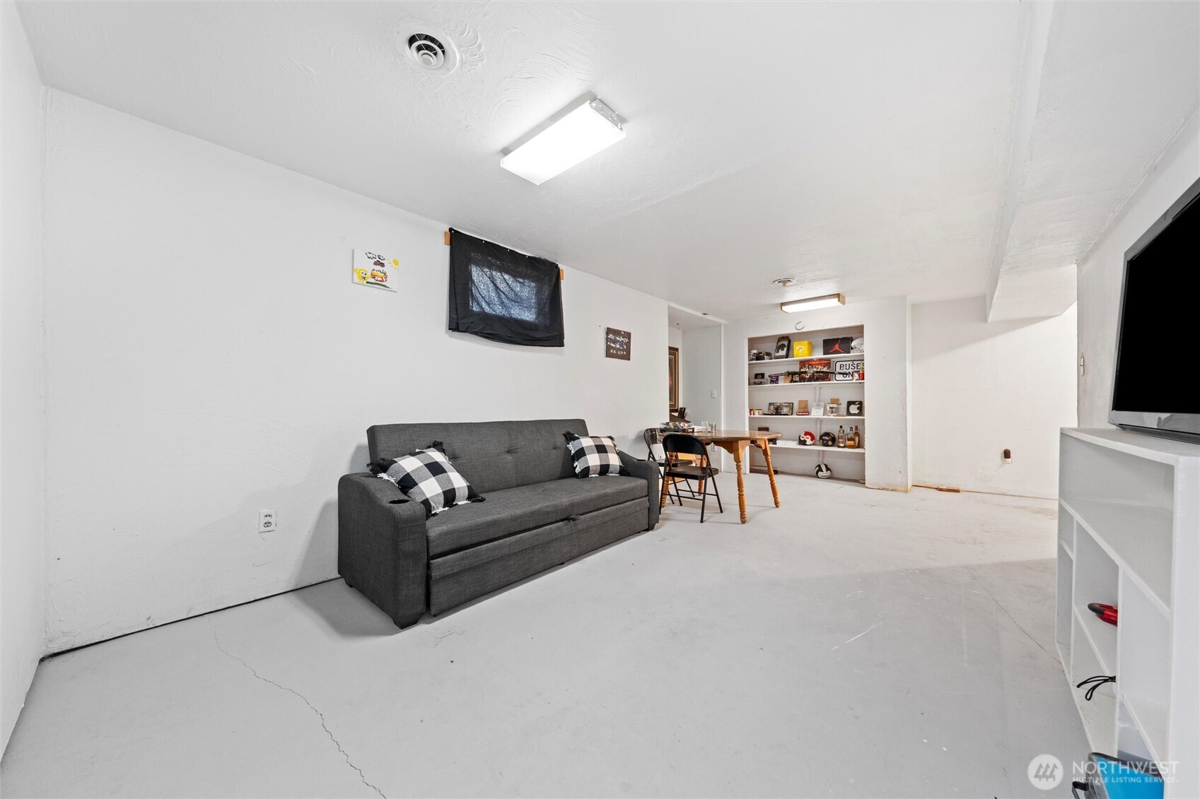 411 N Wahl Lind WA 99341