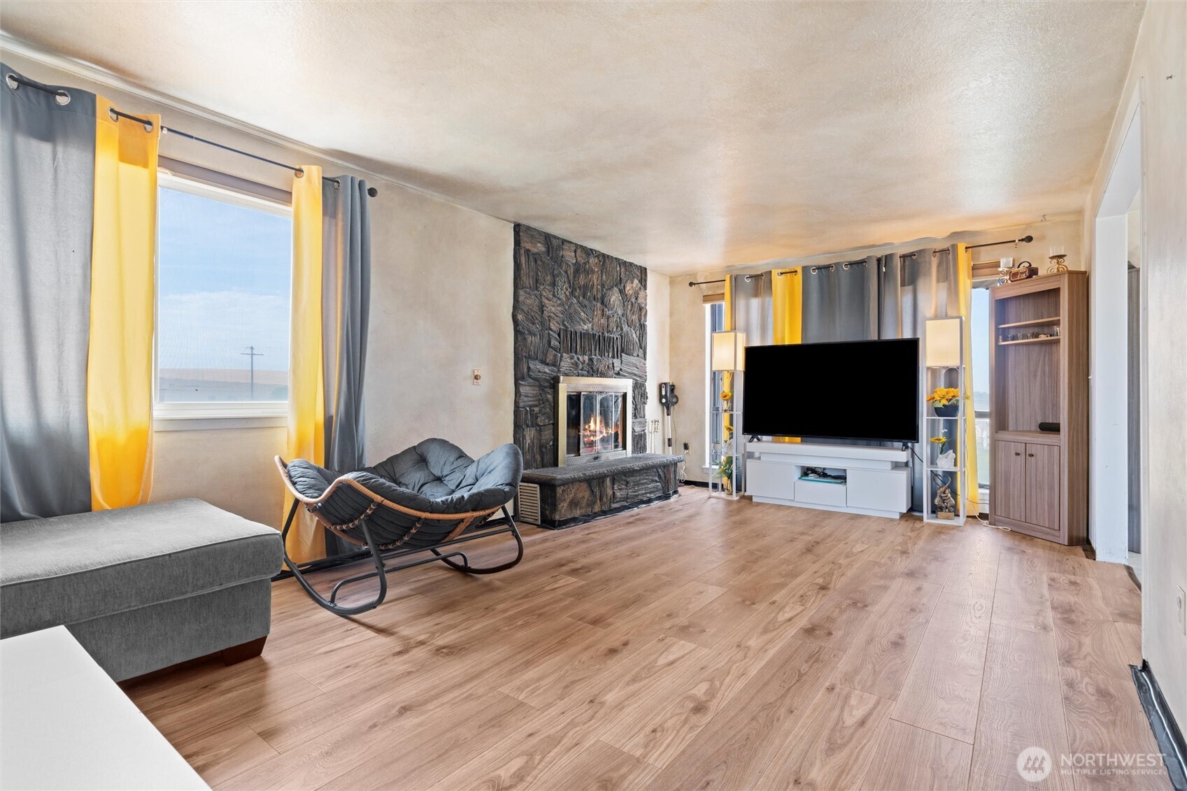 411 N Wahl Lind WA 99341