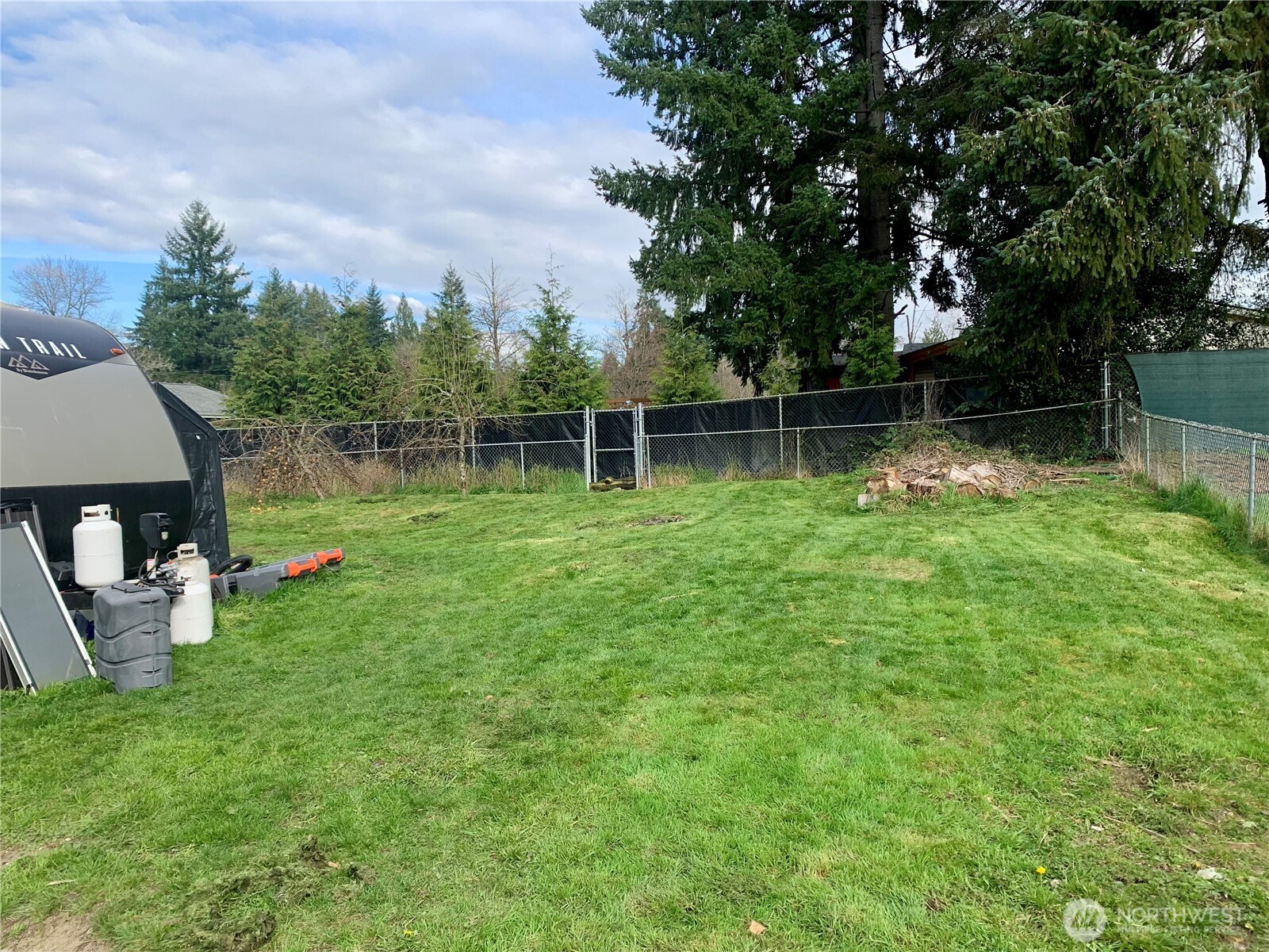 14205 State Route 165 E Buckley WA 98321