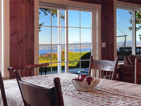 27 M Cascade Drive Hat Island WA 98206
