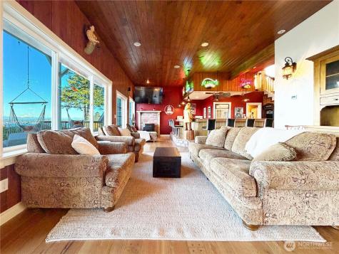 27 M Cascade Drive Hat Island WA 98206