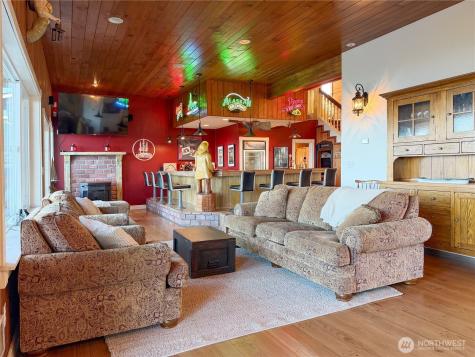 27 M Cascade Drive Hat Island WA 98206
