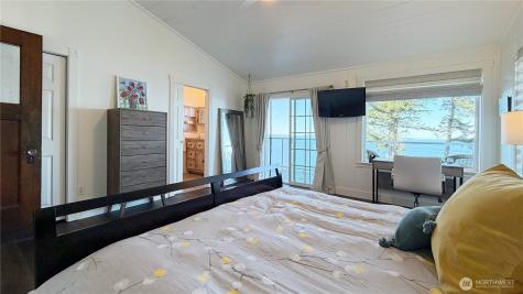 27 M Cascade Drive Hat Island WA 98206