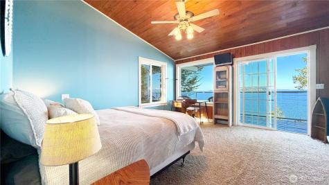 27 M Cascade Drive Hat Island WA 98206