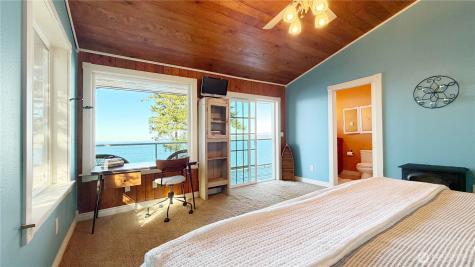 27 M Cascade Drive Hat Island WA 98206