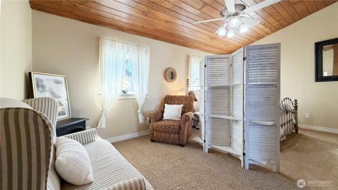 27 M Cascade Drive Hat Island WA 98206