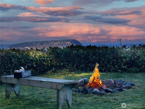 27 M Cascade Drive Hat Island WA 98206