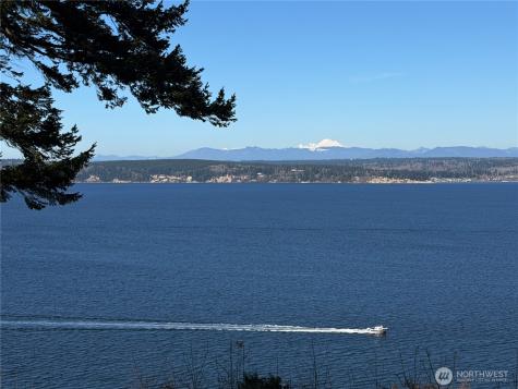 27 M Cascade Drive Hat Island WA 98206