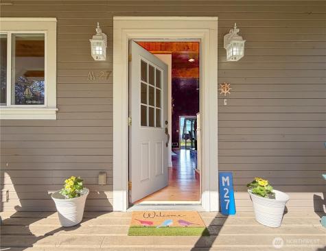 27 M Cascade Drive Hat Island WA 98206