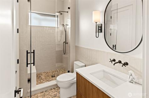 911 Dune Crest Westport WA 98595